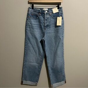 Universal Thread highest straight ankle medium wash cuff size 6. Button fly